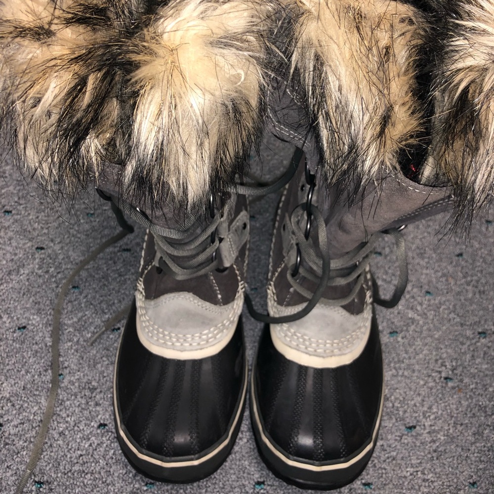 Sorel Joan of Arctic winter Boot.  Size 7.